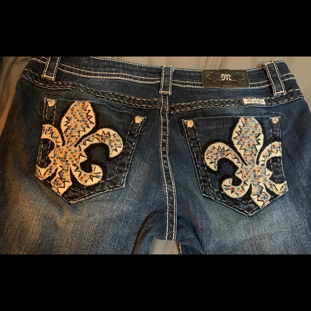 Miss me jeans size 31x32, mid rise boot